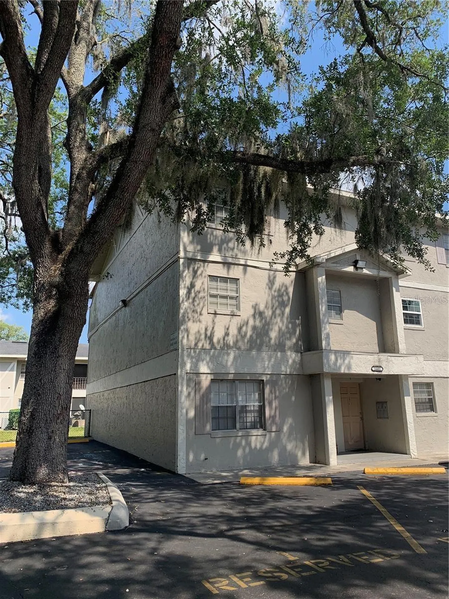 14402 Reuter Strasse Circle Tampa FL 33613