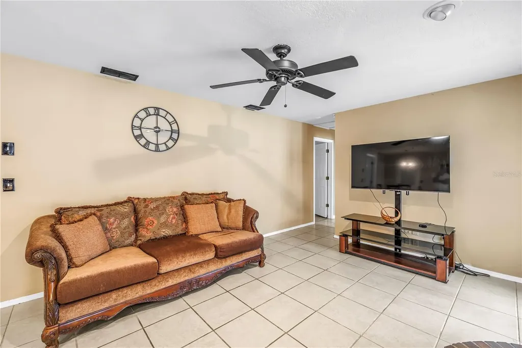 9212 Rustic Pines Boulevard W Seminole FL 33776