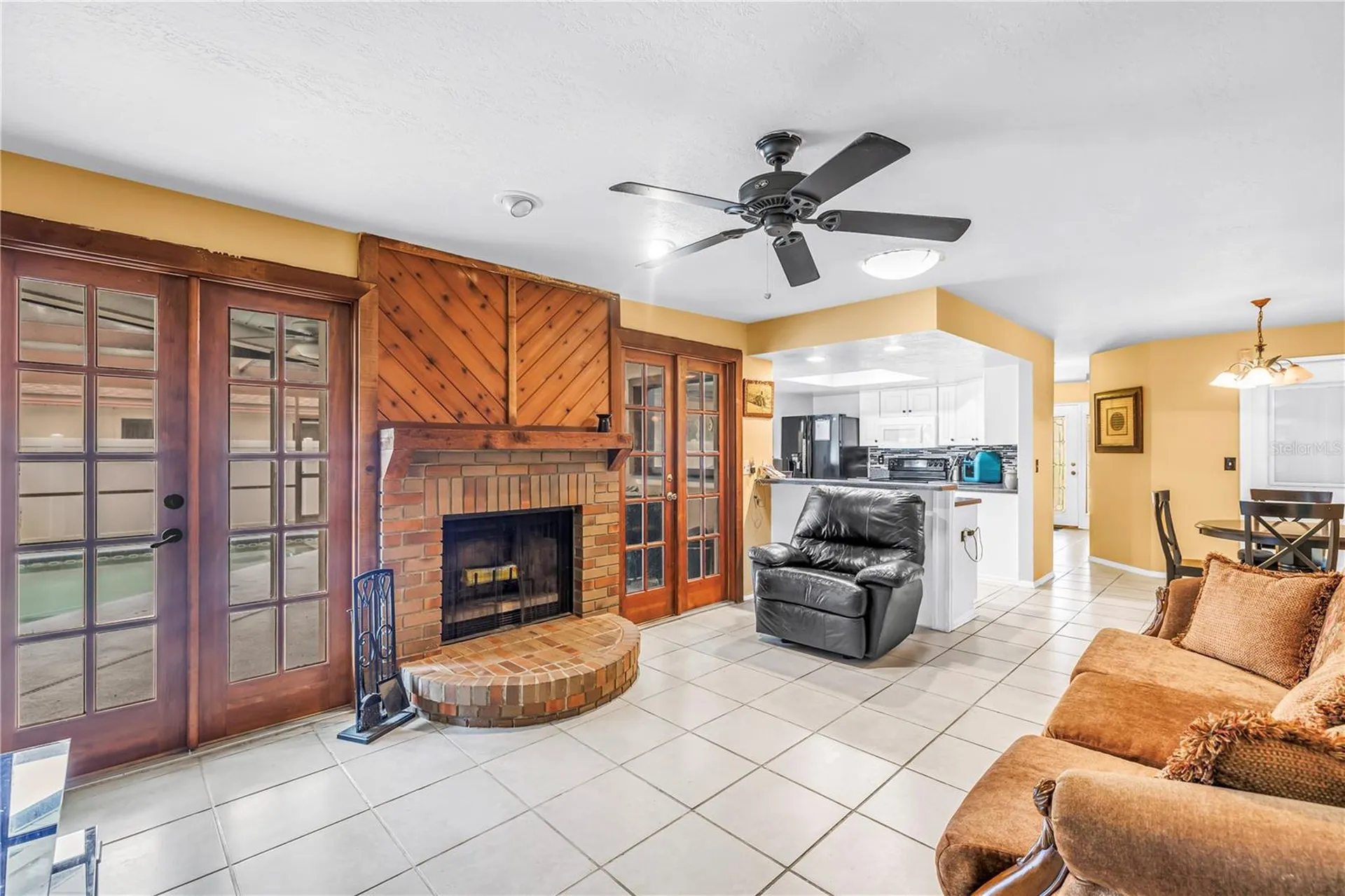 9212 Rustic Pines Boulevard W Seminole FL 33776