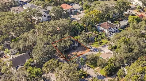 3120 W Coachman Avenue Tampa FL 33611