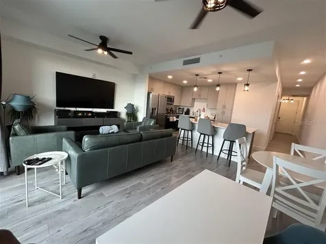 1703 N Tamiami Trail Sarasota FL 34234