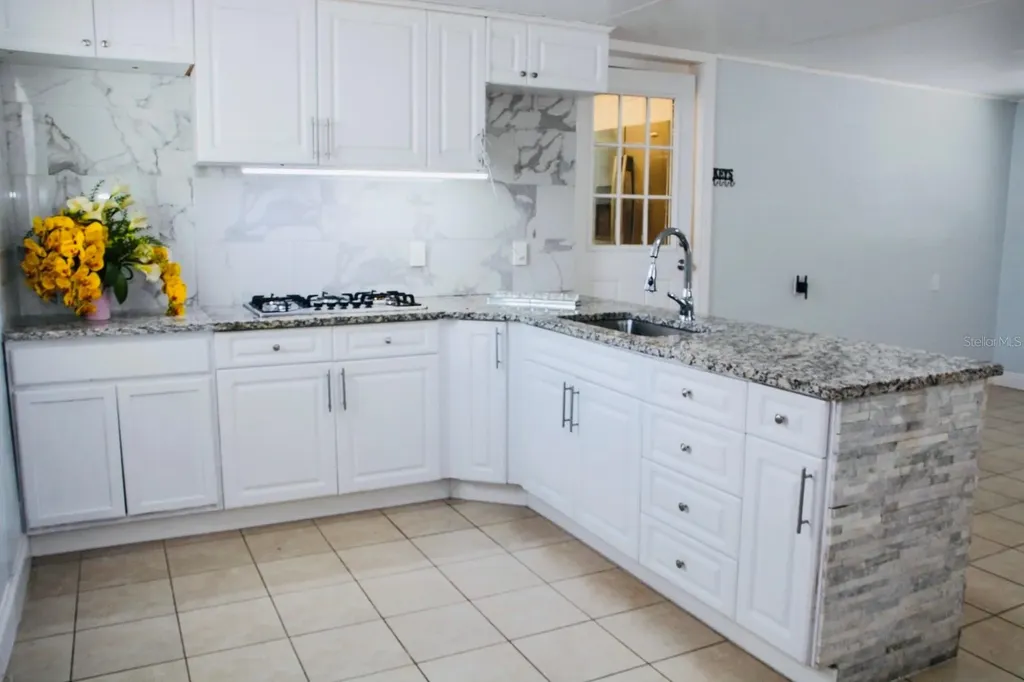 601 Lime Tree Road Tampa FL 33619
