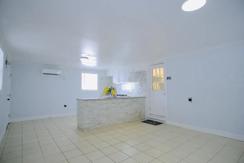 601 Lime Tree Road Tampa FL 33619