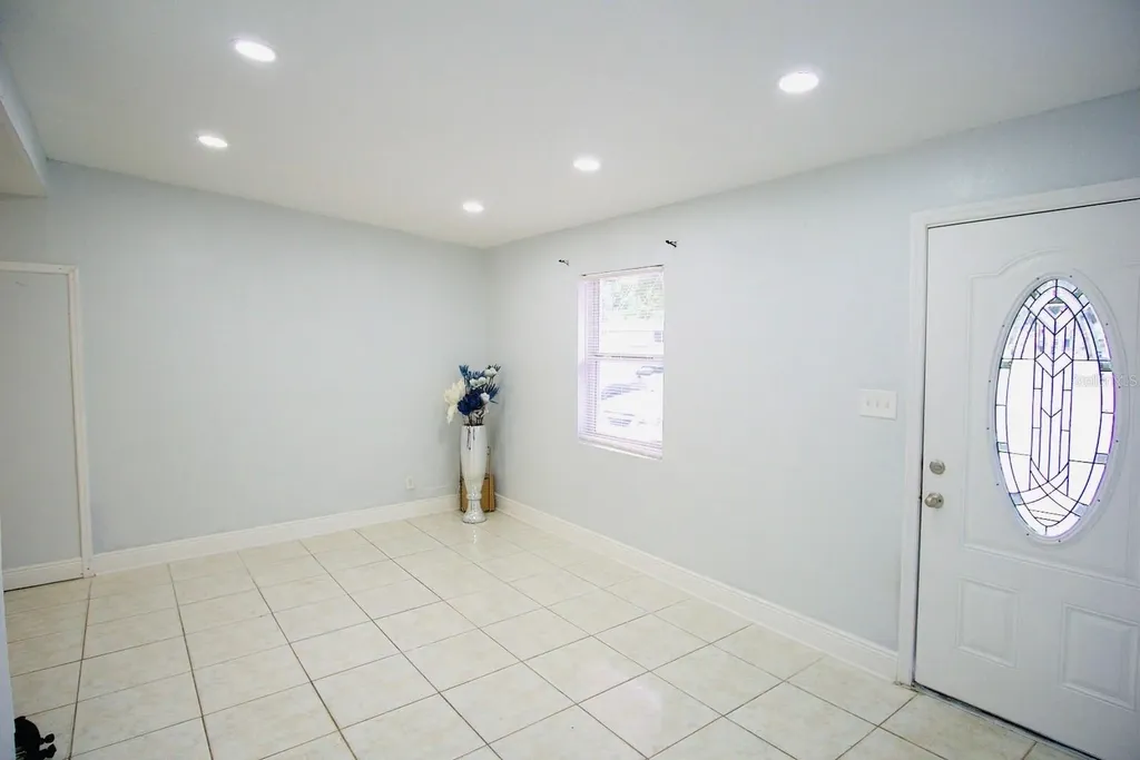 601 Lime Tree Road Tampa FL 33619