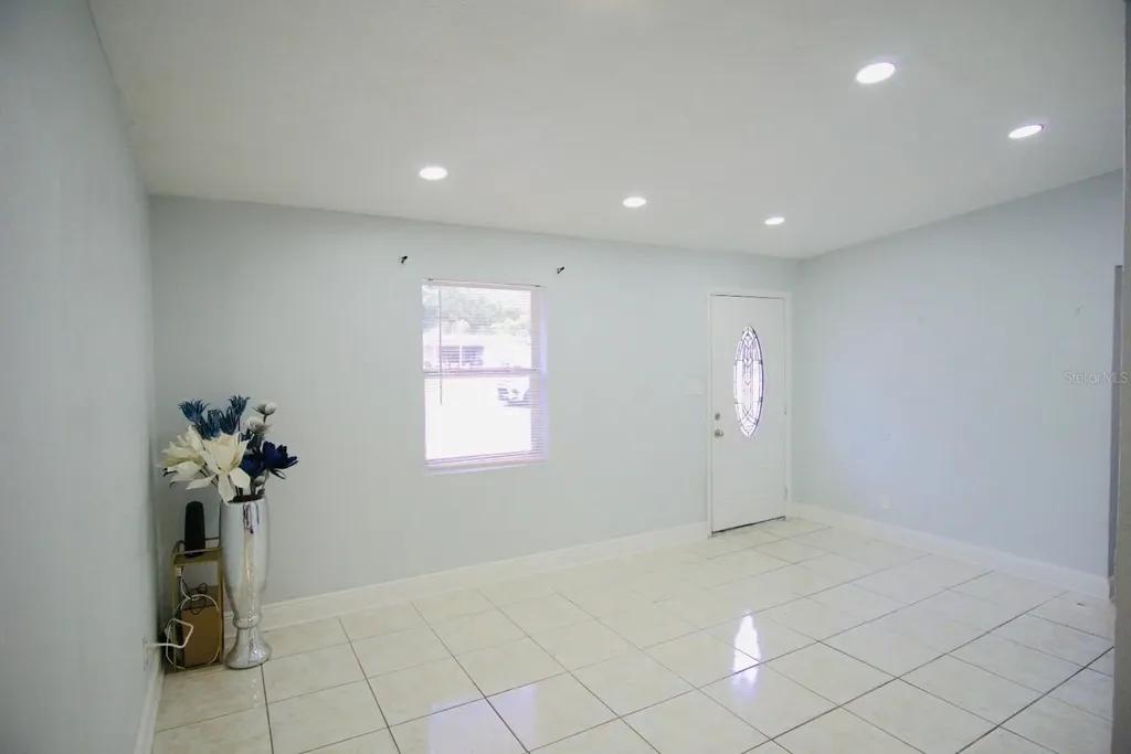 601 Lime Tree Road Tampa FL 33619