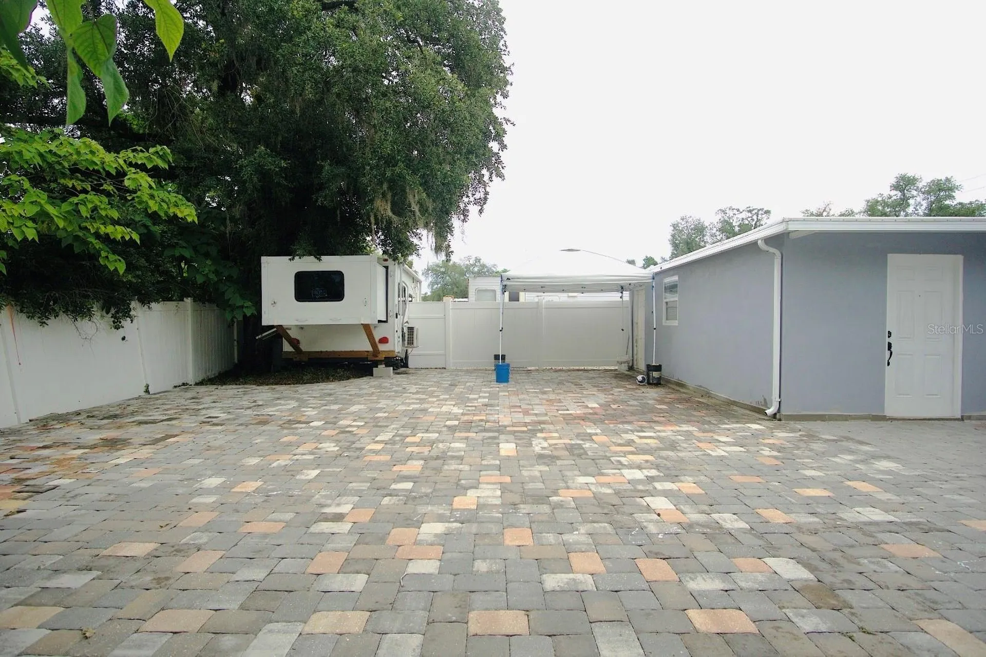 601 Lime Tree Road Tampa FL 33619