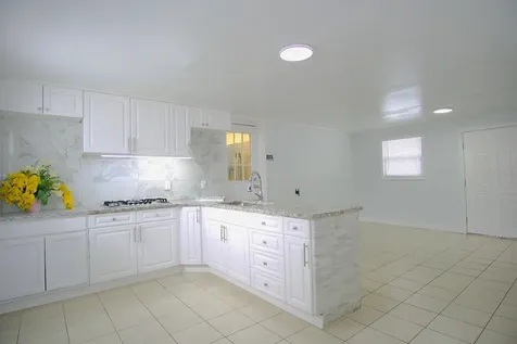 601 Lime Tree Road Tampa FL 33619
