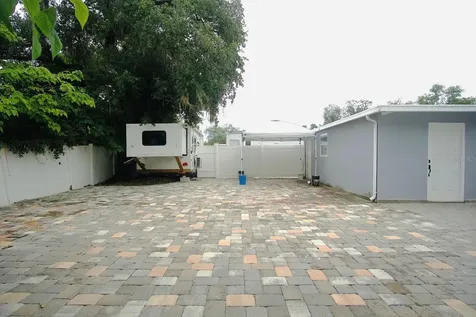 601 Lime Tree Road Tampa FL 33619
