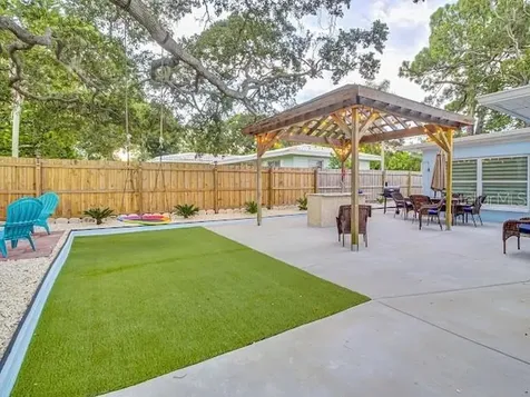 5151 Duhme Road St Petersburg FL 33708