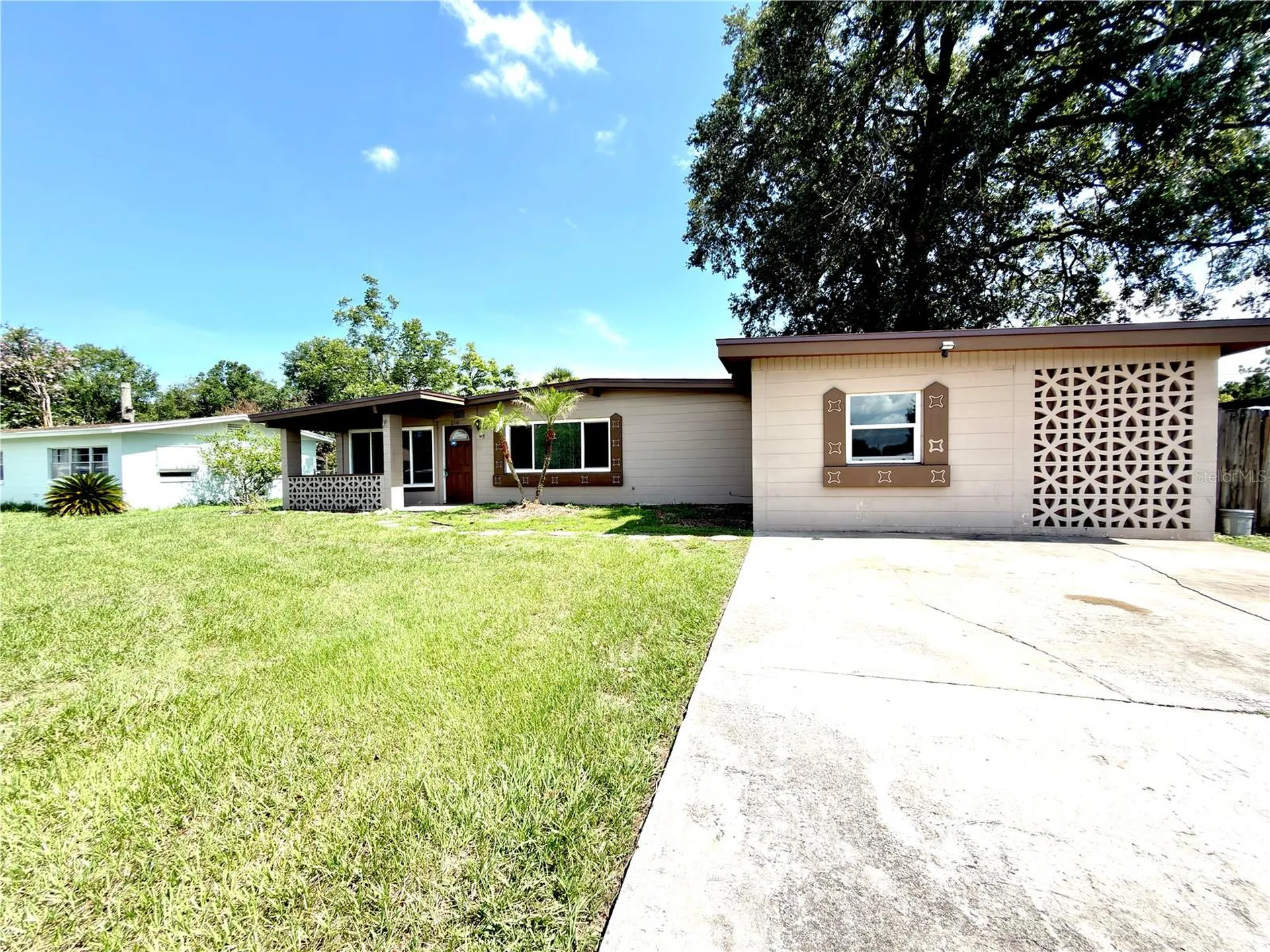 2510 W Doris Street Kissimmee FL 34741
