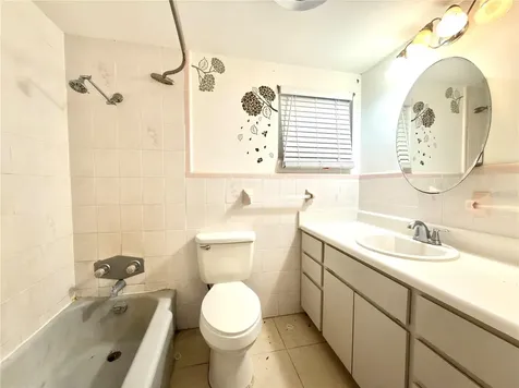 2510 W Doris Street Kissimmee FL 34741