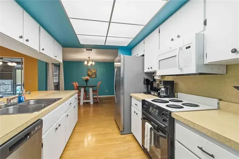 5203 18th Avenue W Bradenton FL 34209
