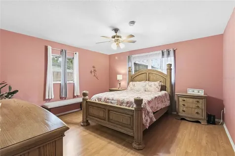 5203 18th Avenue W Bradenton FL 34209