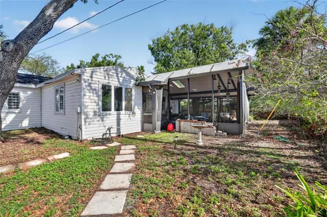 4204 S Renellie Drive Tampa FL 33611