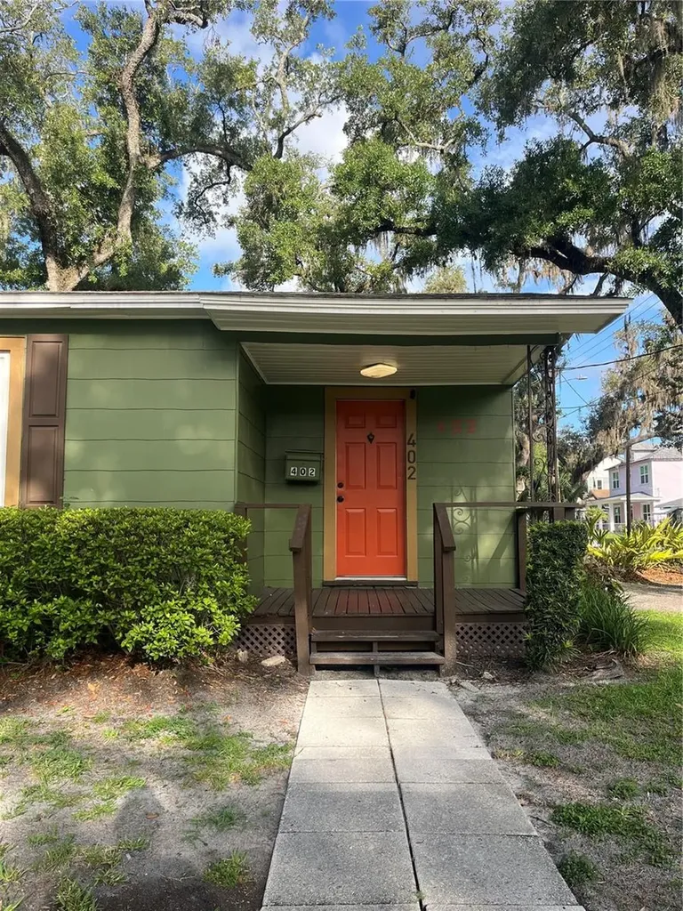 402 W Paris Street Tampa FL 33604
