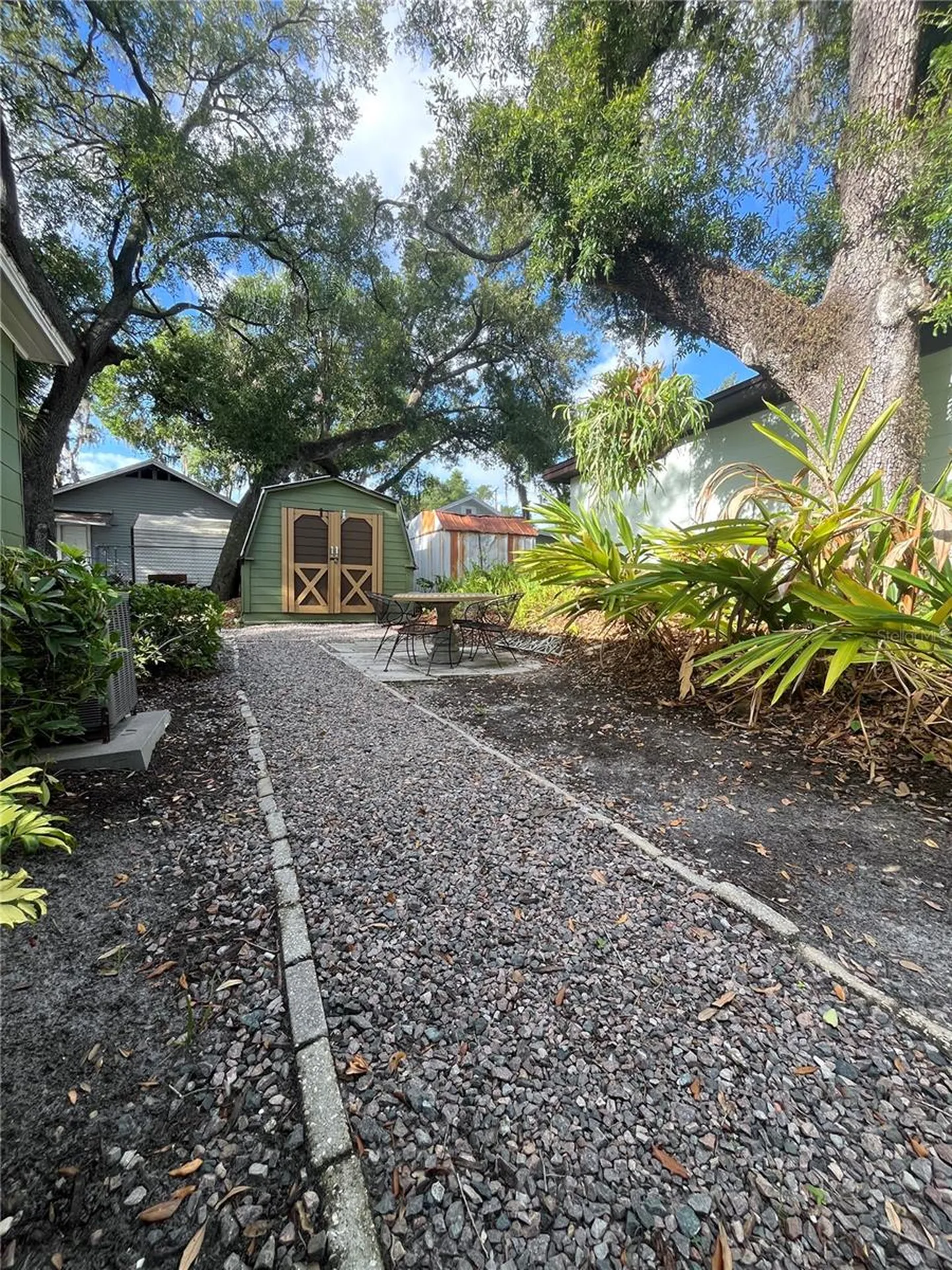 402 W Paris Street Tampa FL 33604