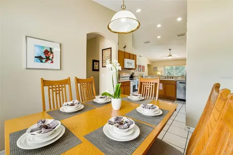 630 Thousand Oaks Boulevard Davenport FL 33896