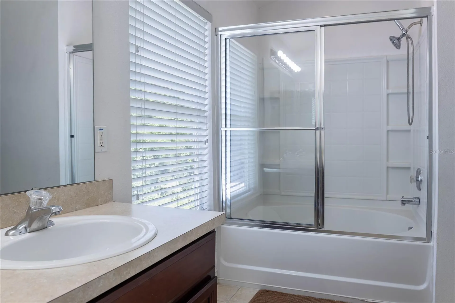 6438 S Goldenrod Road Orlando FL 32822