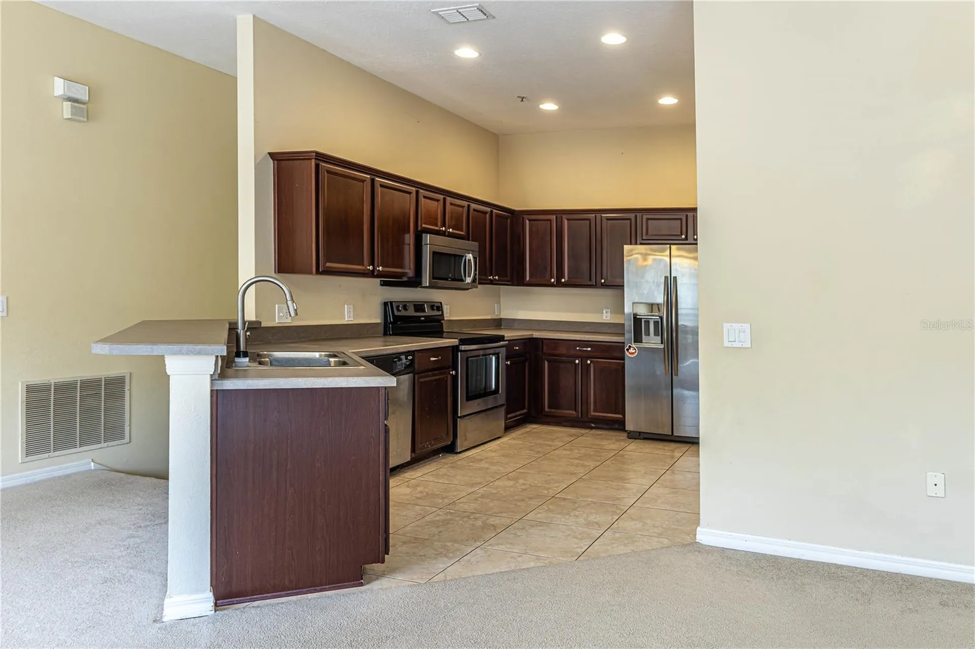 6438 S Goldenrod Road Orlando FL 32822