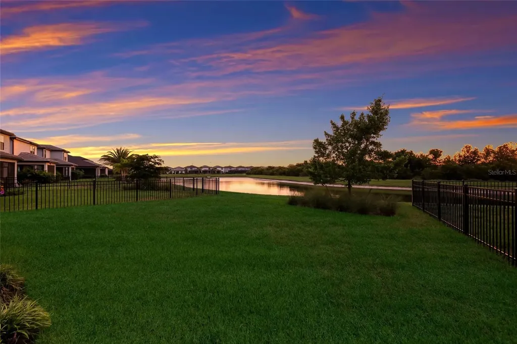 6072 Baywood Court Lakewood Ranch FL 34211