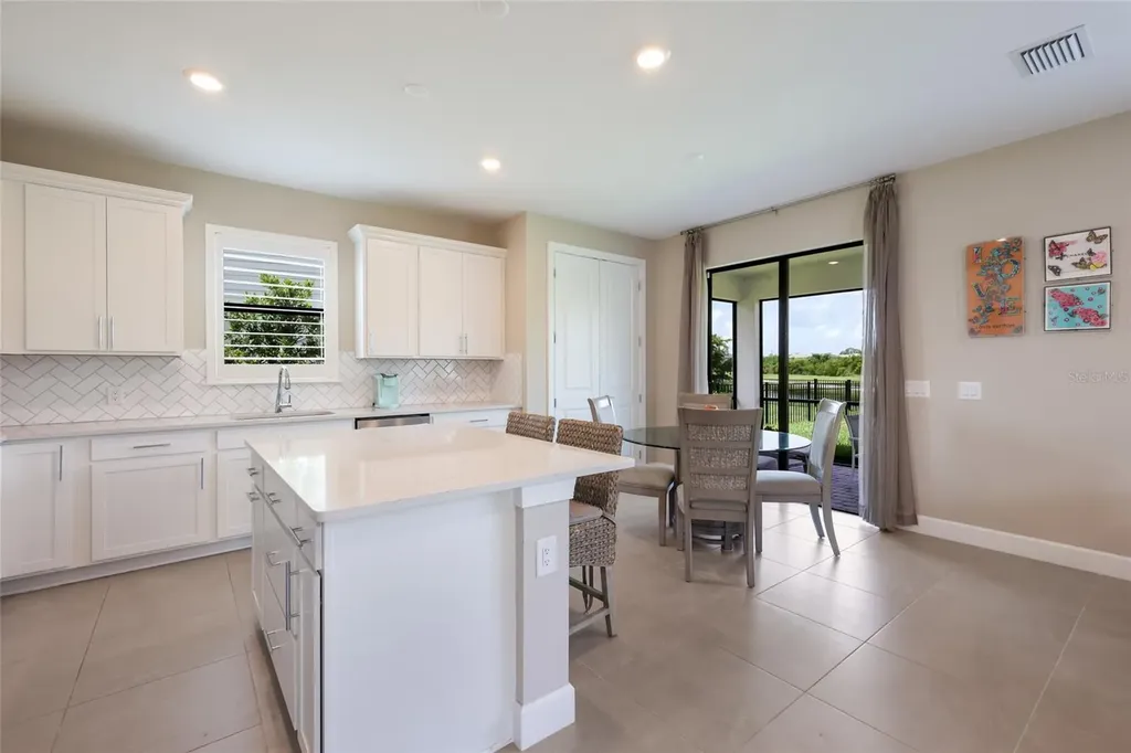 6072 Baywood Court Lakewood Ranch FL 34211