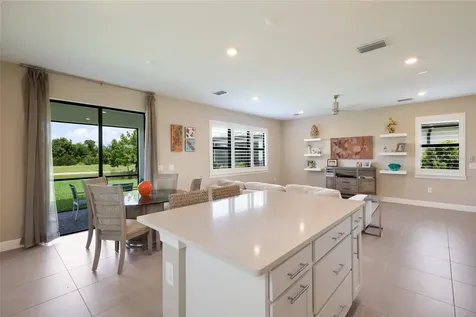 6072 Baywood Court Lakewood Ranch FL 34211