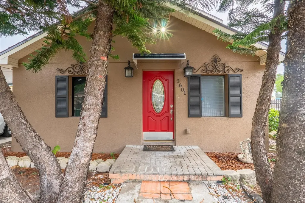 3601 E Mohawk Avenue Tampa FL 33610