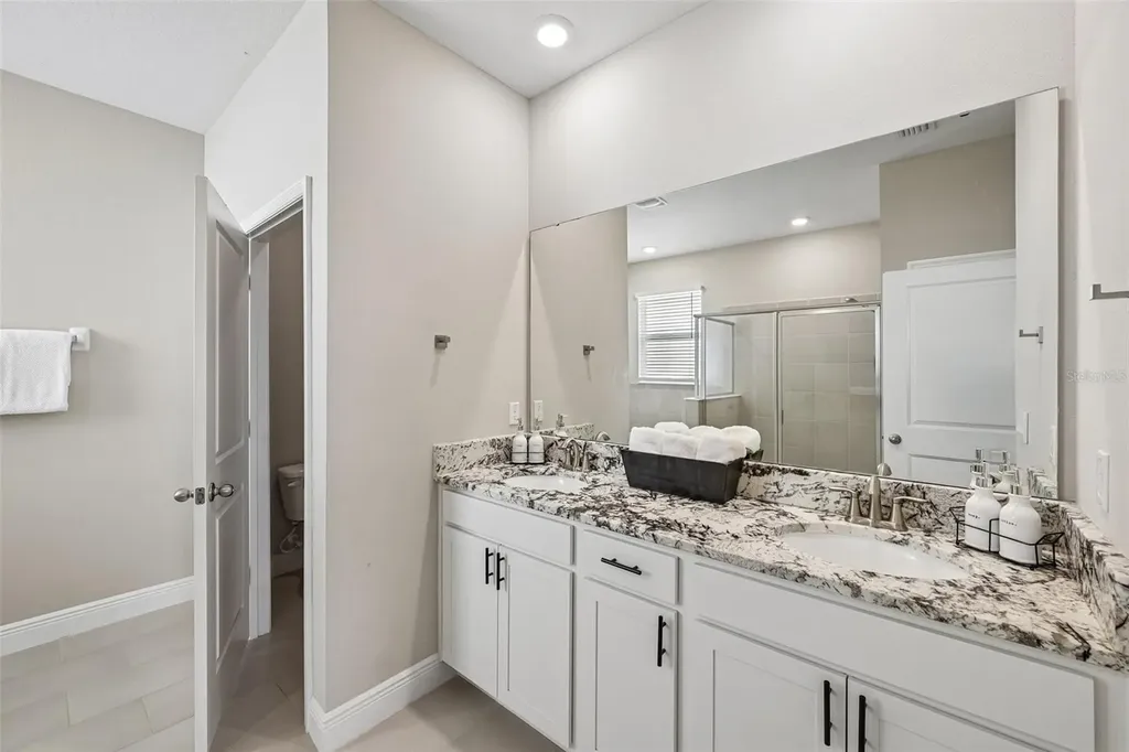 178 Mangrove Manor Drive Apollo Beach FL 33572