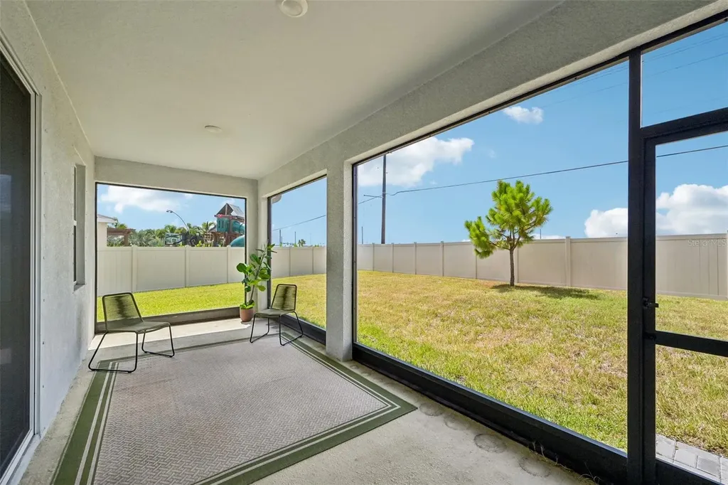178 Mangrove Manor Drive Apollo Beach FL 33572