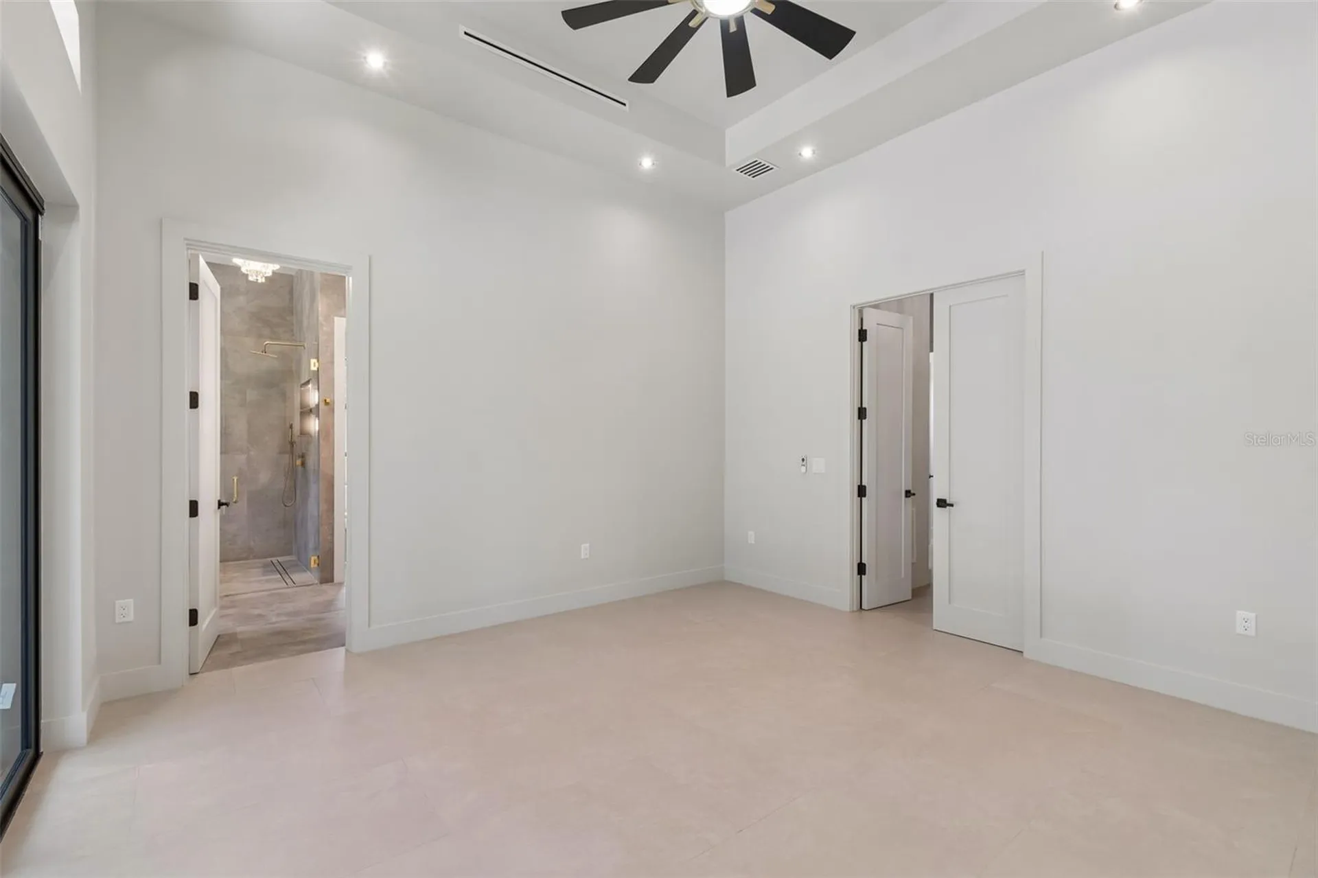 19913 Moorgate Street Orlando FL 32833