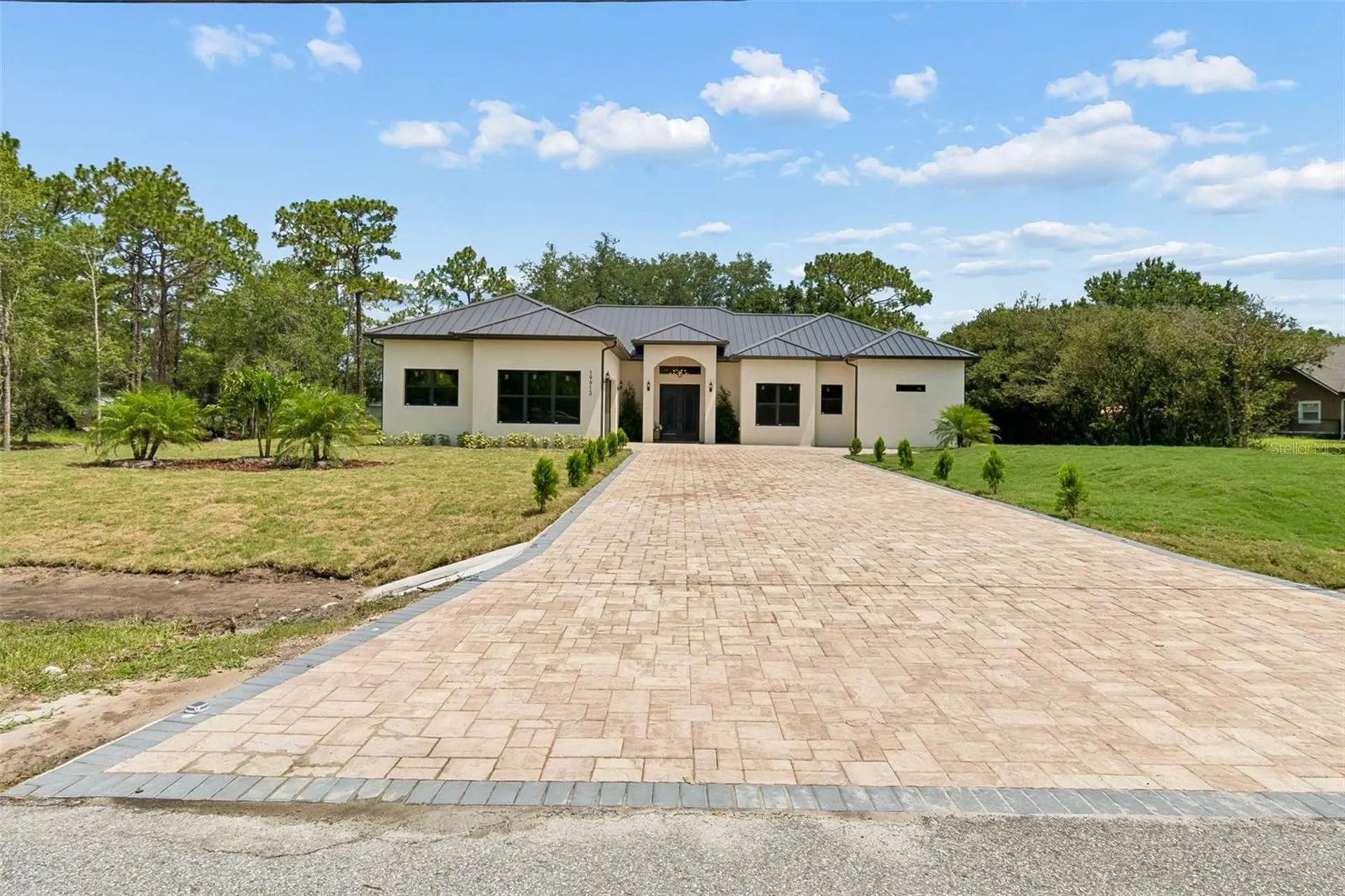 19913 Moorgate Street Orlando FL 32833