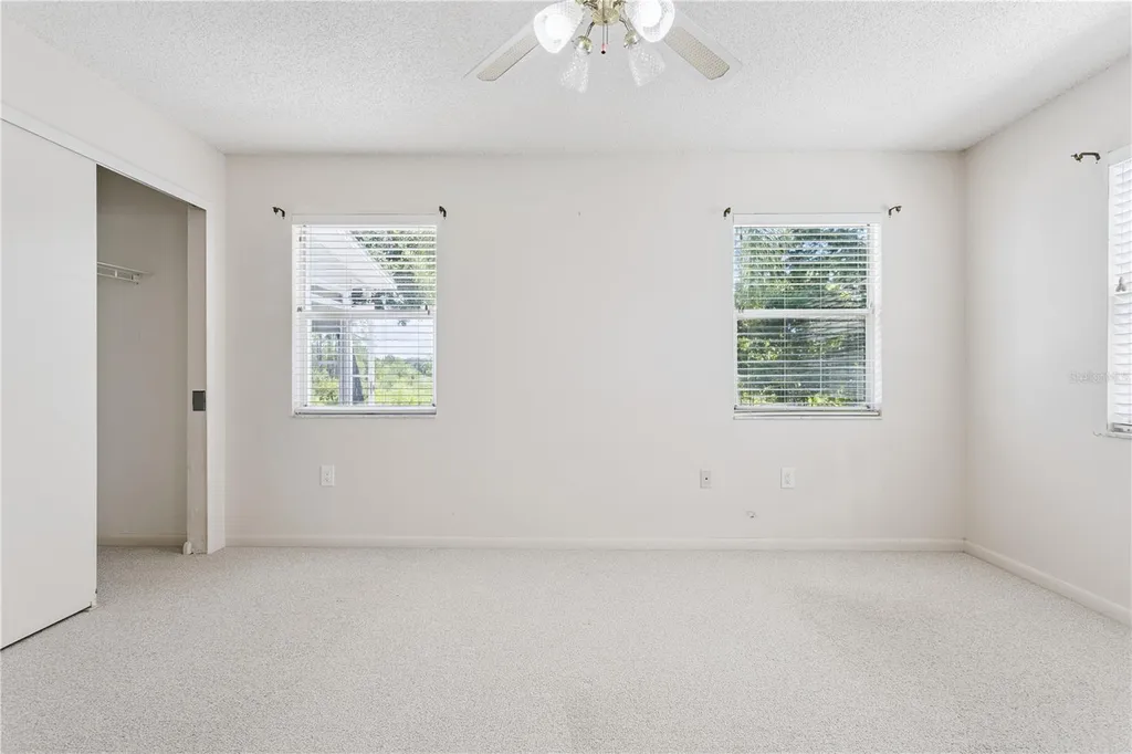 32 Gordon Court Leesburg FL 34788