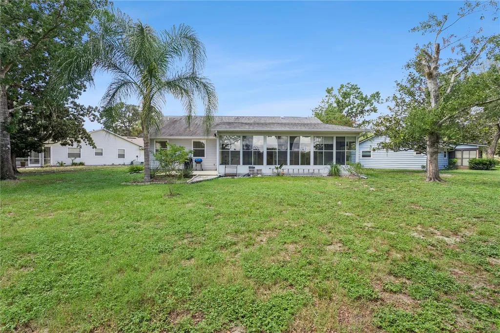 32 Gordon Court Leesburg FL 34788