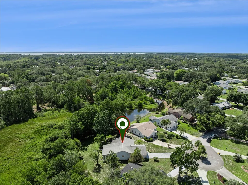 32 Gordon Court Leesburg FL 34788