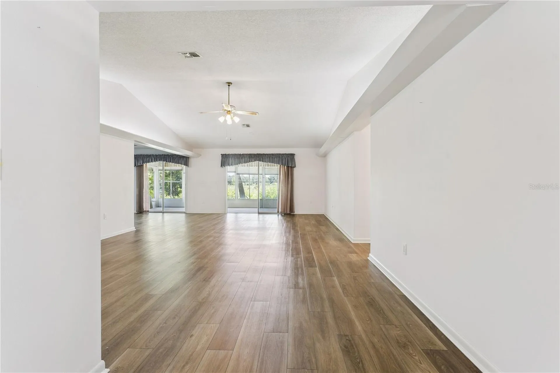 32 Gordon Court Leesburg FL 34788