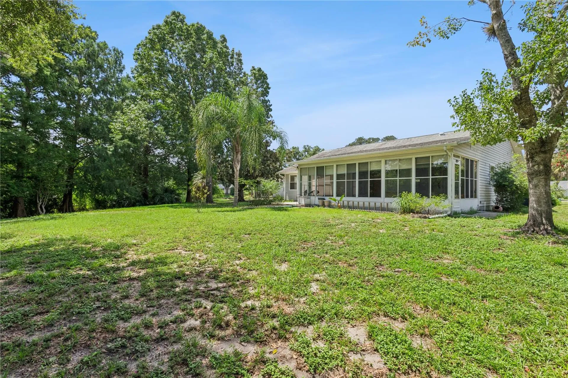 32 Gordon Court Leesburg FL 34788