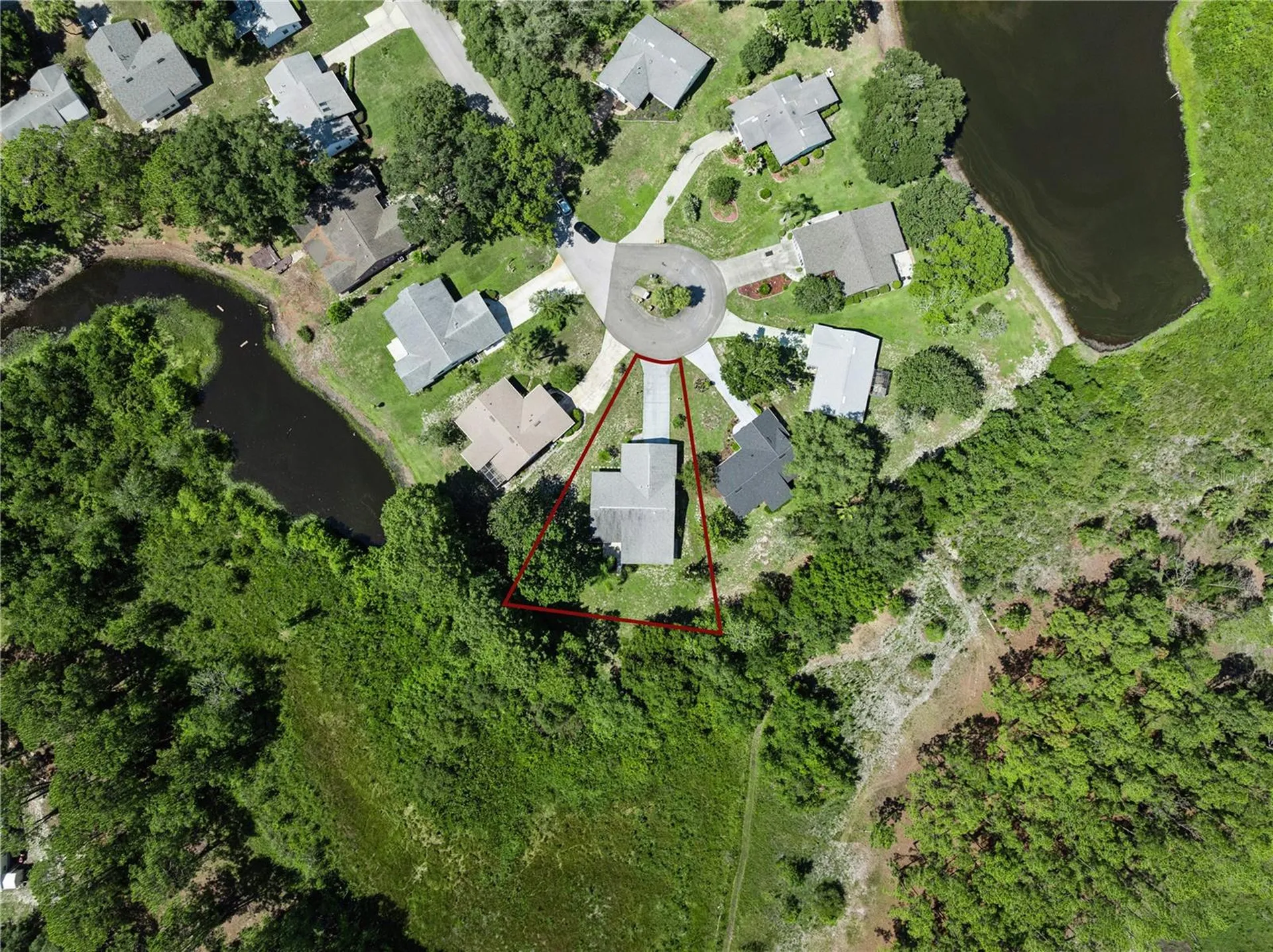 32 Gordon Court Leesburg FL 34788