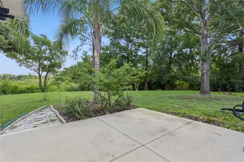 32 Gordon Court Leesburg FL 34788