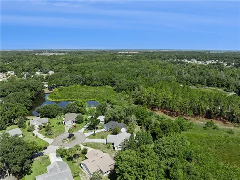 32 Gordon Court Leesburg FL 34788