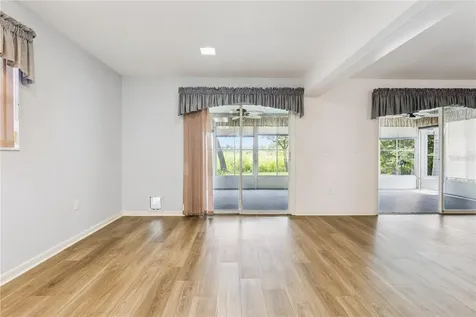 32 Gordon Court Leesburg FL 34788