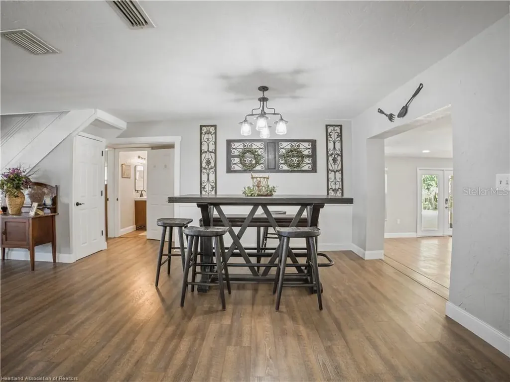 564 Lake June Road Lake Placid FL 33852