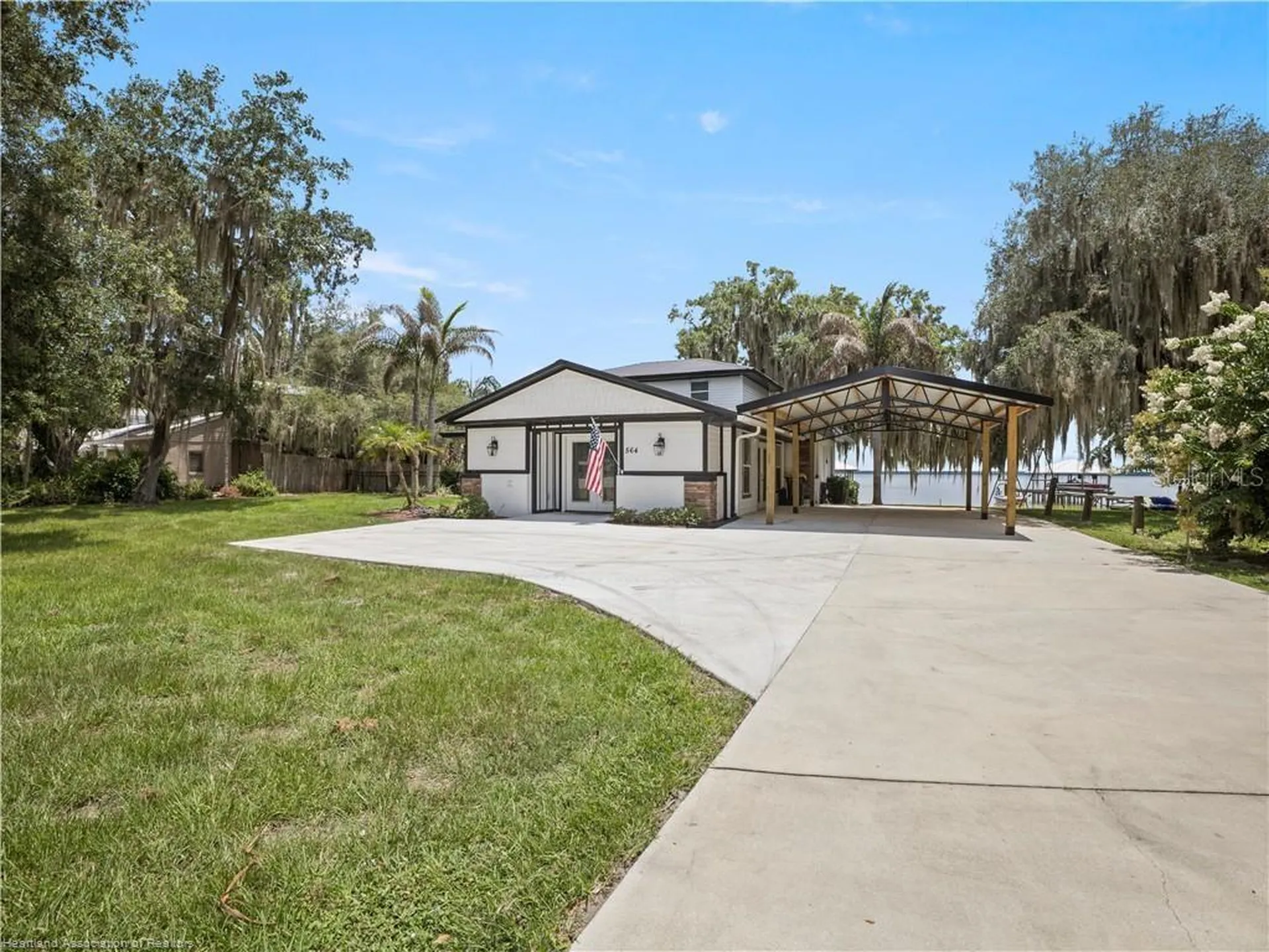 564 Lake June Road Lake Placid FL 33852