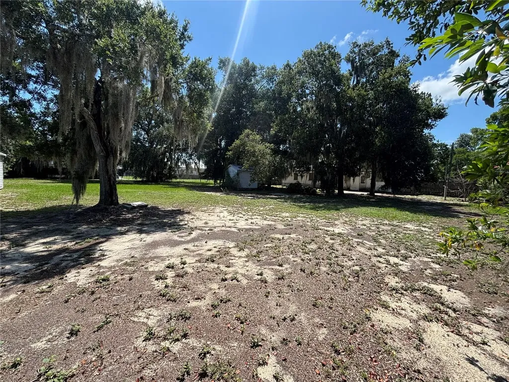 347 S 2nd Street Eagle Lake FL 33839