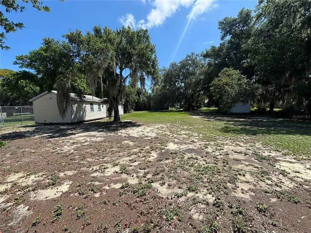 347 S 2nd Street Eagle Lake FL 33839
