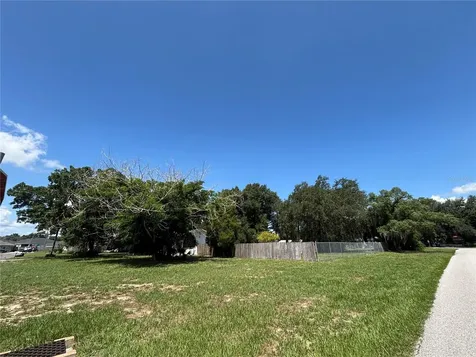 347 S 2nd Street Eagle Lake FL 33839