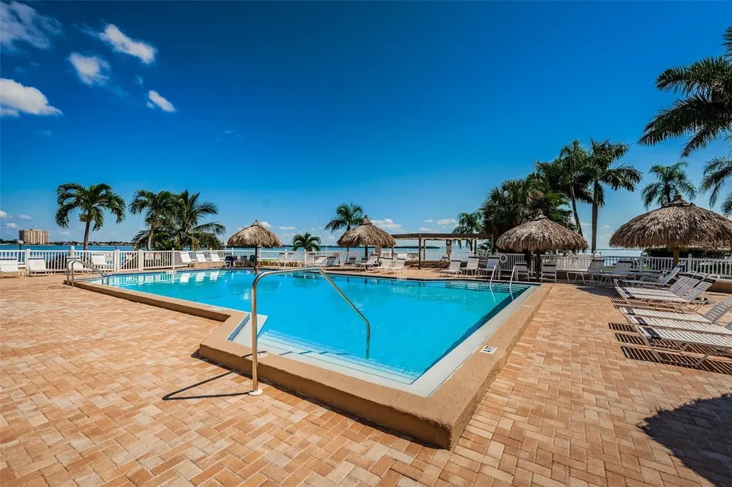 6322 Palma Del Mar Blvd S St Petersburg FL 33715
