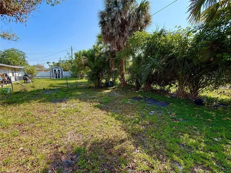 1507 N Thacker Avenue Kissimmee FL 34741