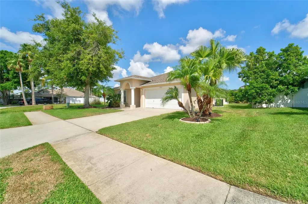 1514 Oracle Drive Sun City Center FL 33573