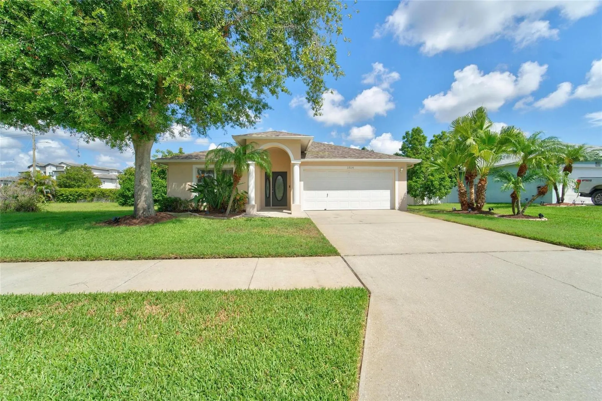 1514 Oracle Drive Sun City Center FL 33573