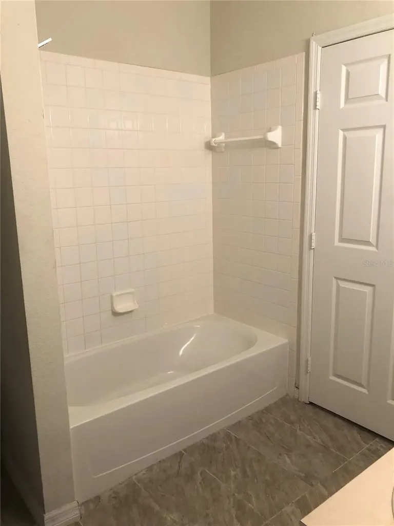3725 Conroy Road Orlando FL 32839